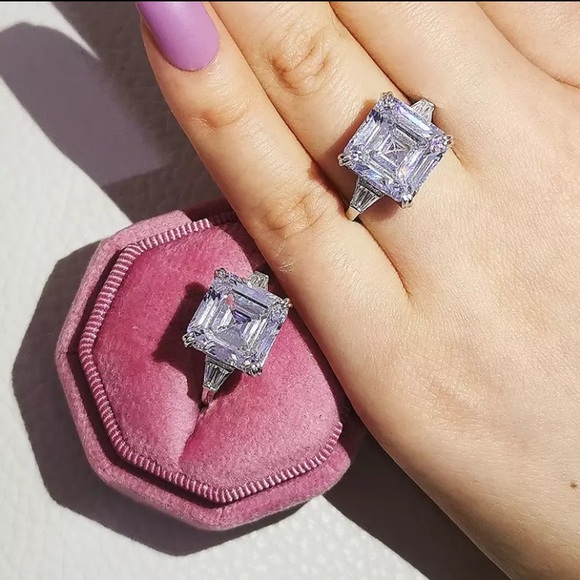 5.62-9.52Ct Three Stone Emerald Asscher White Sapphire Ring - Picture 7 of 15